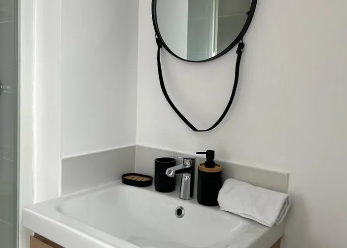 Center - Belle-vue 4 Etoiles Appartement *